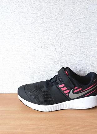 Кроссовки nike 33 р. стелька 21,2 см.