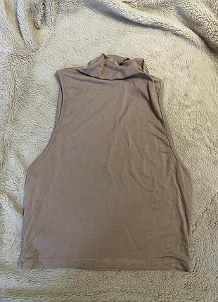 Кроп топ трикотажный из вискозы бежевый cider с горловиной