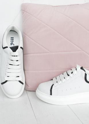 Белые кожаные кеды, кроссовки 38, 39 размера