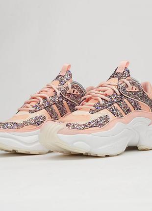 Кроссовки adidas magmur runner fv4359