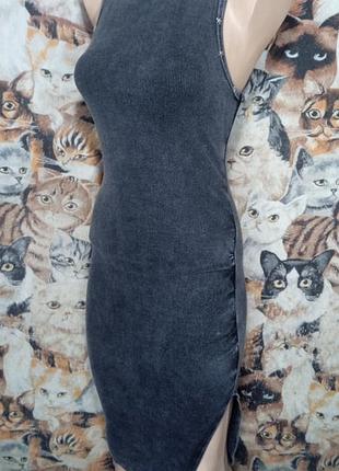 Облегающее платье