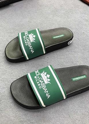 Зелені шльопанці