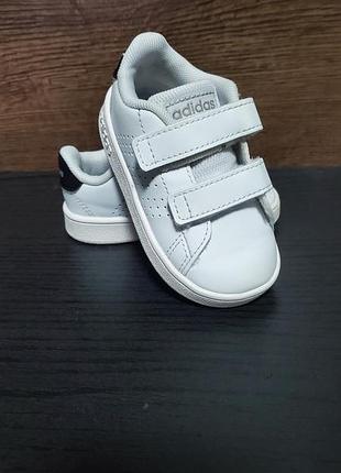 Кроссовки advantage lifestyle court.