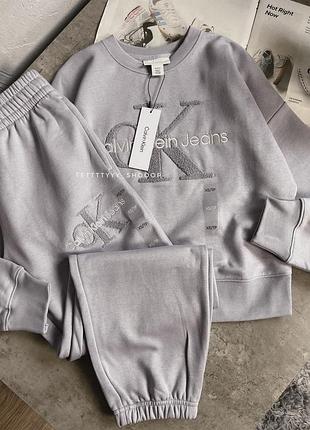 Новый оригинальный спортивный костюм calvin klein Lyhythihaiset келвин клейн свитшот джоггеры