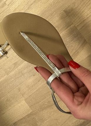 Сандали боссоножки