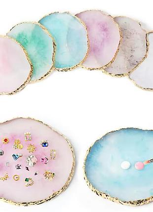 Підставка для прикрас або гель лаку