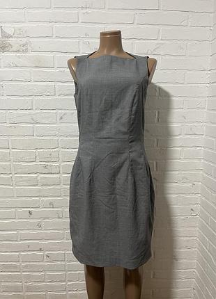 Класична жіноча сукня сукня-футляр