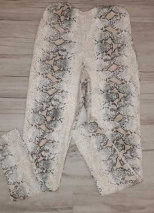 Лосины в змеиный принт, на высокий рост до 178 см.