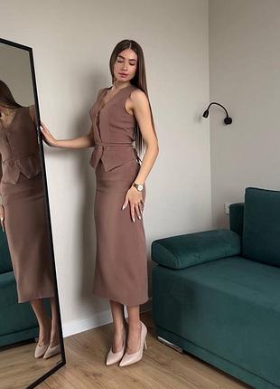 Костюм жилетка та спідниця