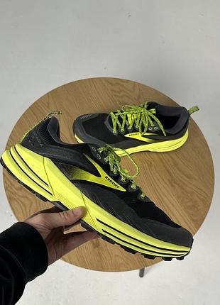 Бігові кросівки brooks cascadia 16 wide