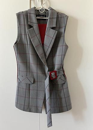 Брючный женский костюм в клетку