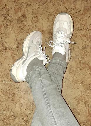 Bershka кроссовки бренд кеды спорт серые белые 39 40 разм