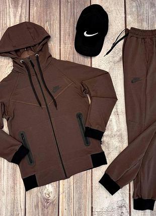 Спортивний костюм весна - літо 2025