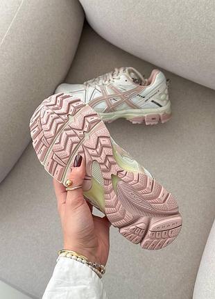 Женские кроссовки asics gel-kahana 8 beige pink ассикс бежевого с розовым цветами6 фото