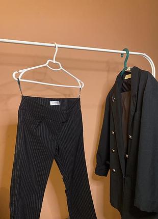 Жіночі штани у вертикальну смужку 3