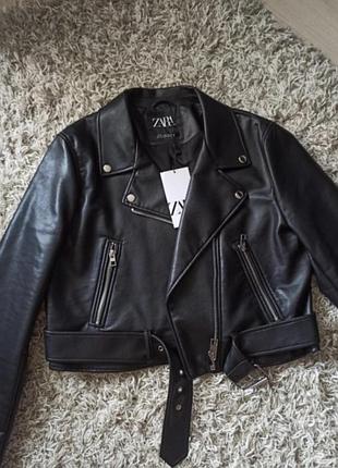 Шкіряна куртка zara чорна