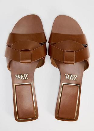 Кожаные шлепанцы zara