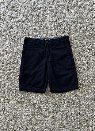 Классические шорты h&m 128-134 размера.