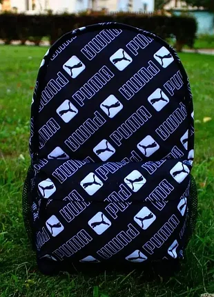 Рюкзак чорний з принтом puma