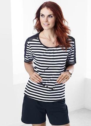 Отличная футболка в полоску