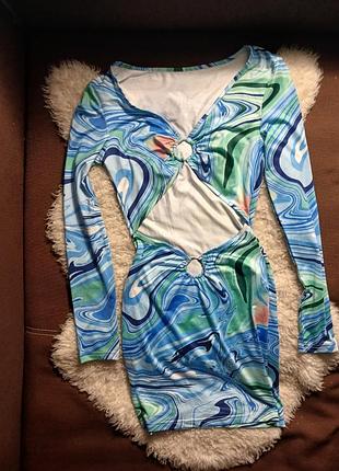 Платье с разрезами, платье в принт