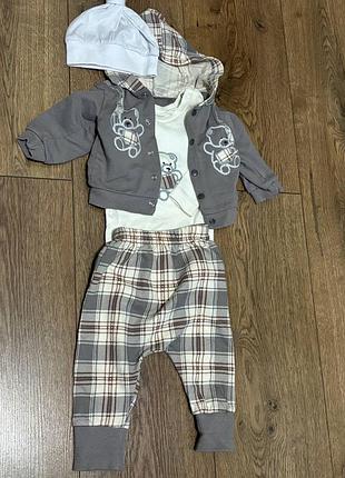 Костюм для новорожденного тройка