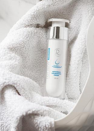 Aqualia antistress nourishing cream renew - нічний антистрес крем з живильними властивостями ренью