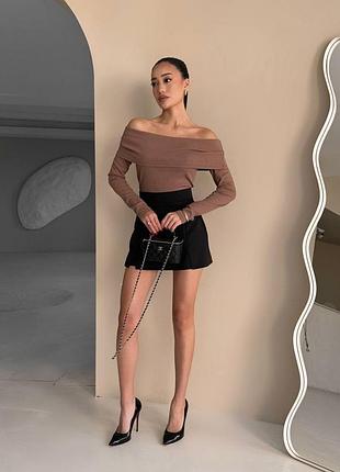 Жіночий костюм двійка спідниця шорти костюмка та кофта з відкритими плечима в рубчик