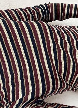 Стильный лонгслив в полоску в рубчик