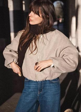 Куртка бомбер бежева zara