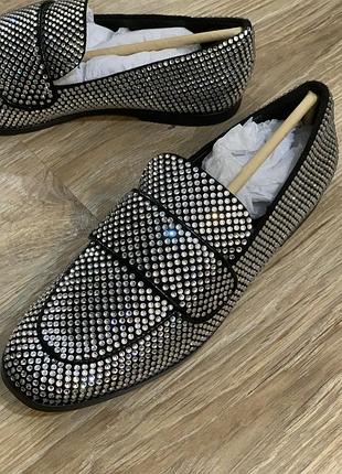 Лофери jeffrey campbell розмір 38.