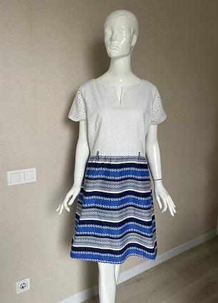 Очень красивое ажурное платье uttam boutique