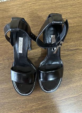 Босоножки aidini