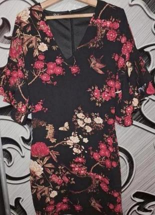 Плаття у квітковий принт 4