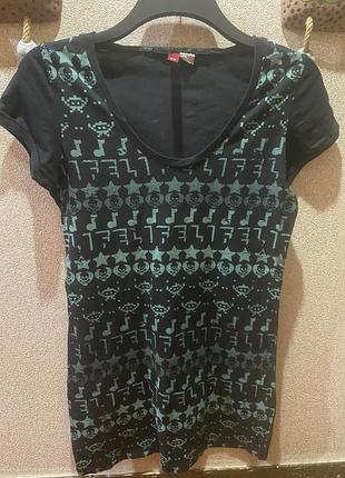 Удлиненная футболка