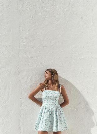 Сукня з квітковим принтом zara