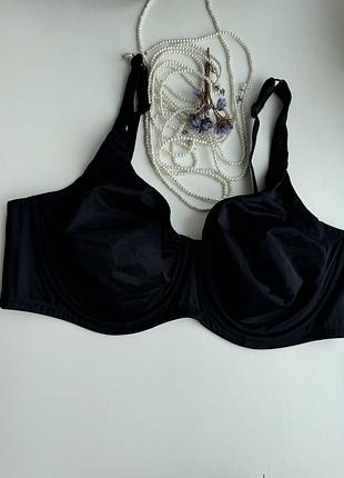 Бюстгалтер
