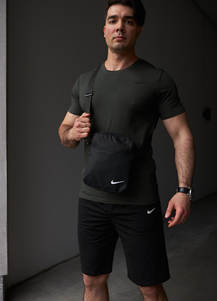 Комплект мужской nike: футболка хаки + шорты черные + борсетка черная