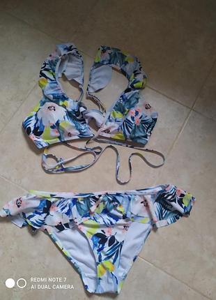 Купальник роздільний з воланами matalan