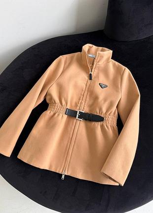 Куртка ветровка