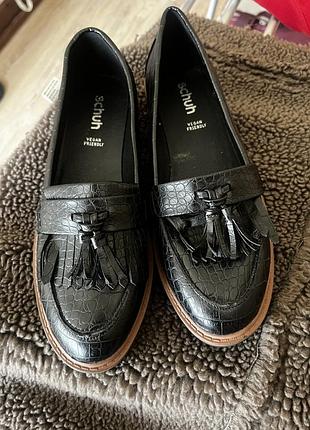 Лоферы schuh натуральная кожа, новые, не ношенные, 39 размер,25см стелька