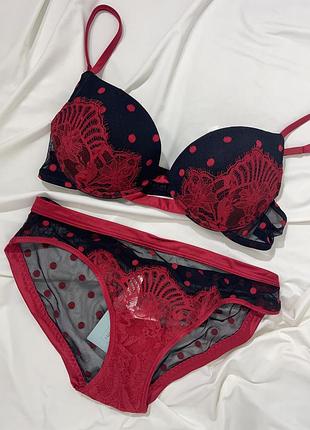 Intimissimi комплект