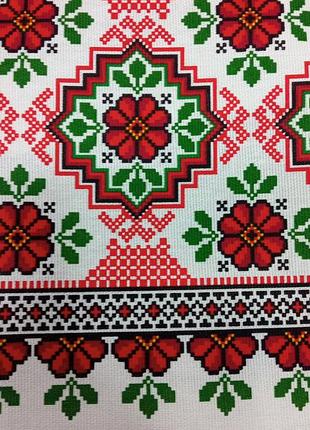 Полотенце с украинским орнаментом