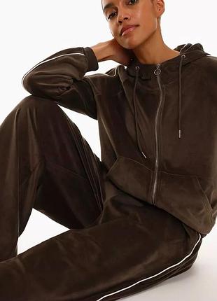L-xl велюровый костюм lefties( zara)