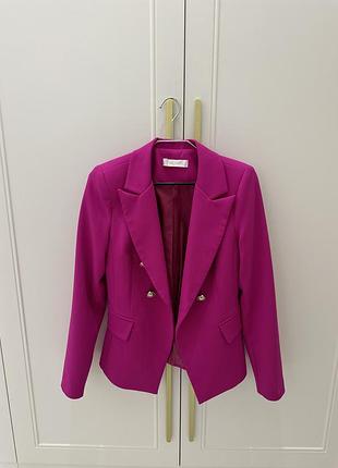 Костюм классический фуксия