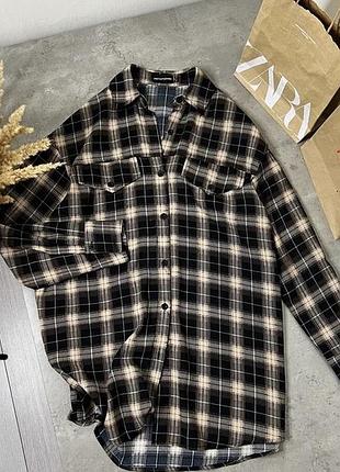 Базова коричнева сорочка в клітинку оверсайз сорочка prettylittlesing