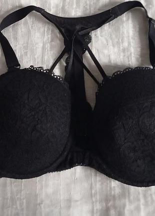 Бюстгальтер з застібкою зпереду