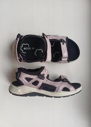 Сандалії ecco x-trinsic 71064260686 zk4201 розміри 30,33,34 оригінал