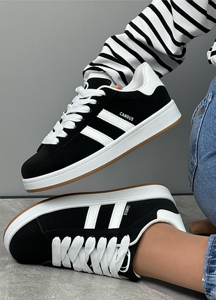 Жіночі молодіжні кросівки 1300 чорні