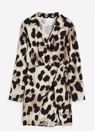 Плаття в леопардовий принт на запах